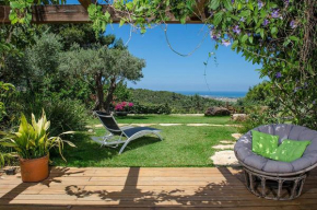 Отель Above the Sea  Ein Hod